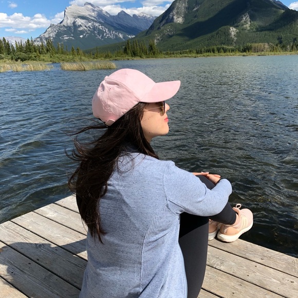 Meet your Posher, Val - Picture 1 of 1